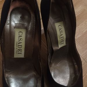 Beautiful vintage Italian heel